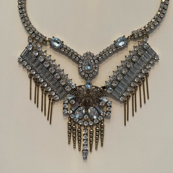 12th Tribe Justice Crystal Statement Necklace (OS) - Picture 2 of 4